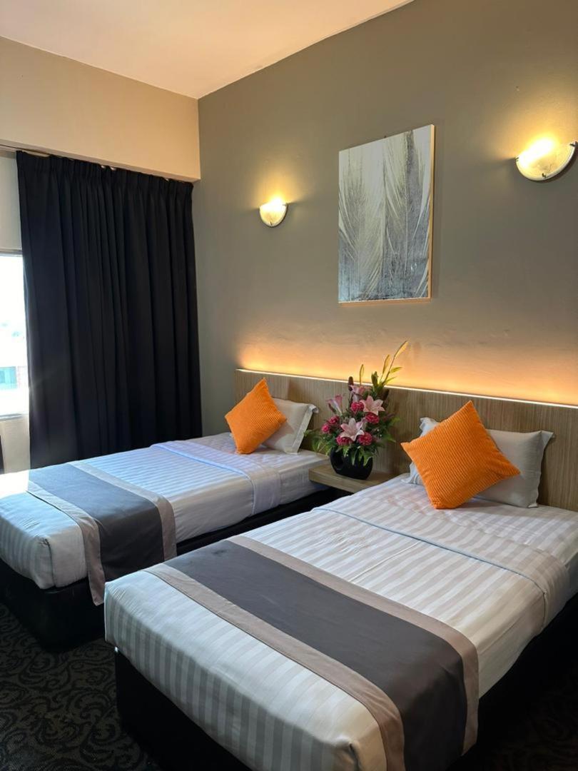 Greenlast Hotel Kuantan Bagian luar foto